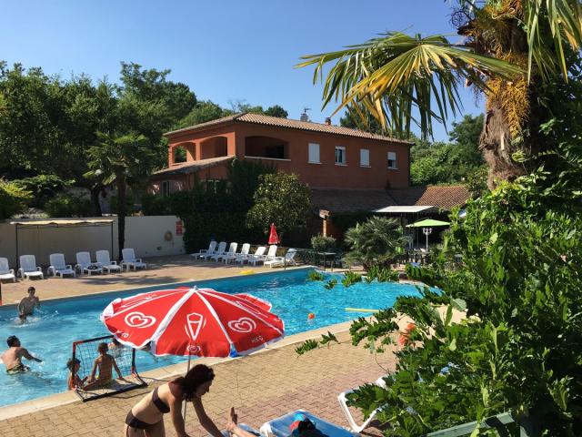 Piscine Hameau Du Prat