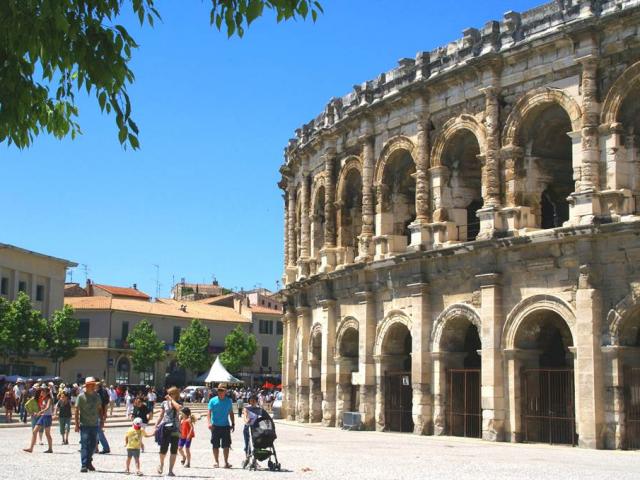 Vue des Arènes de Nîmes