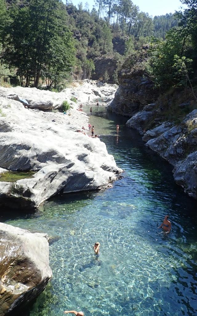 Une rivière dans les Cévennes gardoise