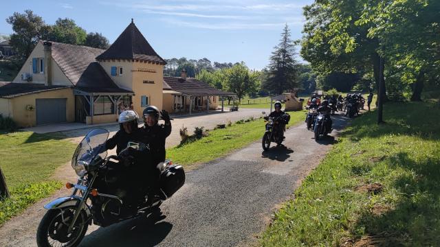 Départ du gîte des motards à la fin des vacances