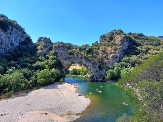 Ardeche Nature Vallon Pont Darc Site Vue C La Fontinelle Village De Gites Reduite