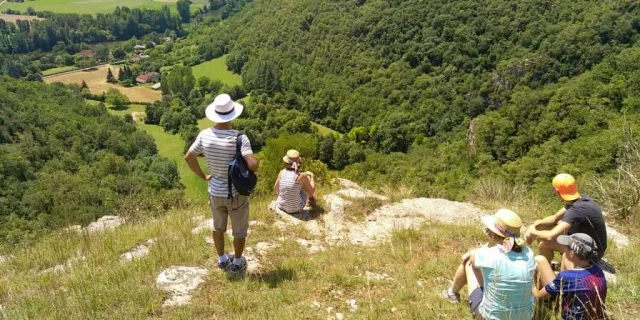 Location Gite Derniere Minute Aveyron Paysages Famille Rando