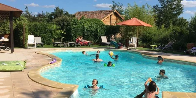 Location Gite Derniere Minute Camping Avec Piscine Chauffee