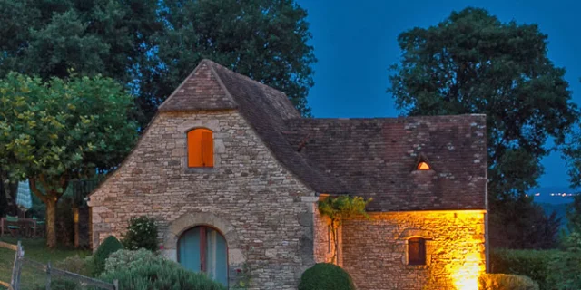 Location Gite Vacances Noel Hebergement Cheminee Maison Pierre Dordogne