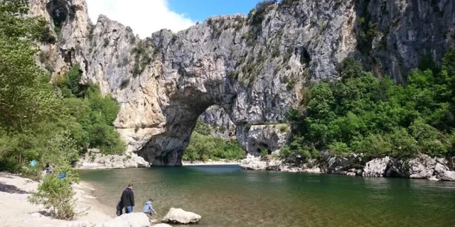 Location Gite Vacances Noel Tourisme Visite Ardeche Vallon Pont D Arc