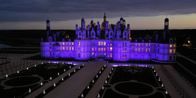 Location Gite Vacances Noel Tourisme Visite Nocturne Val De Loire Chateau Chambord Illuminations Noel2