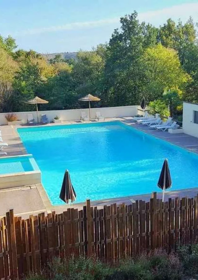 Location Gite Vacances Printemps Avril Paques Camping Village Avec Piscine Ardeche