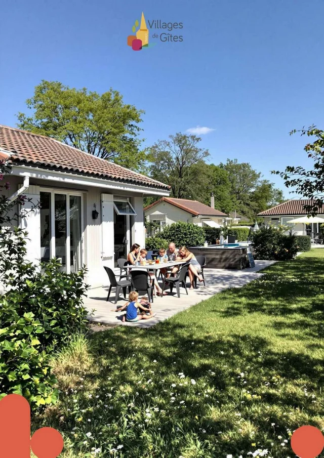 Location Vacances De Paques Gite France Avec Piscine Pour Famille 11